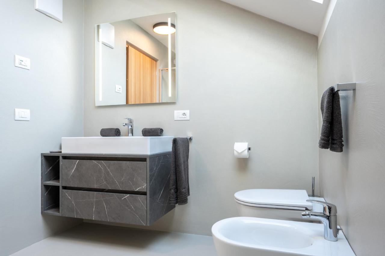 Schmitte Am Sonnenwirtsplatz Eppan In South Tyrol Apartment Appiano Sulla Strada Del Vino Luaran gambar