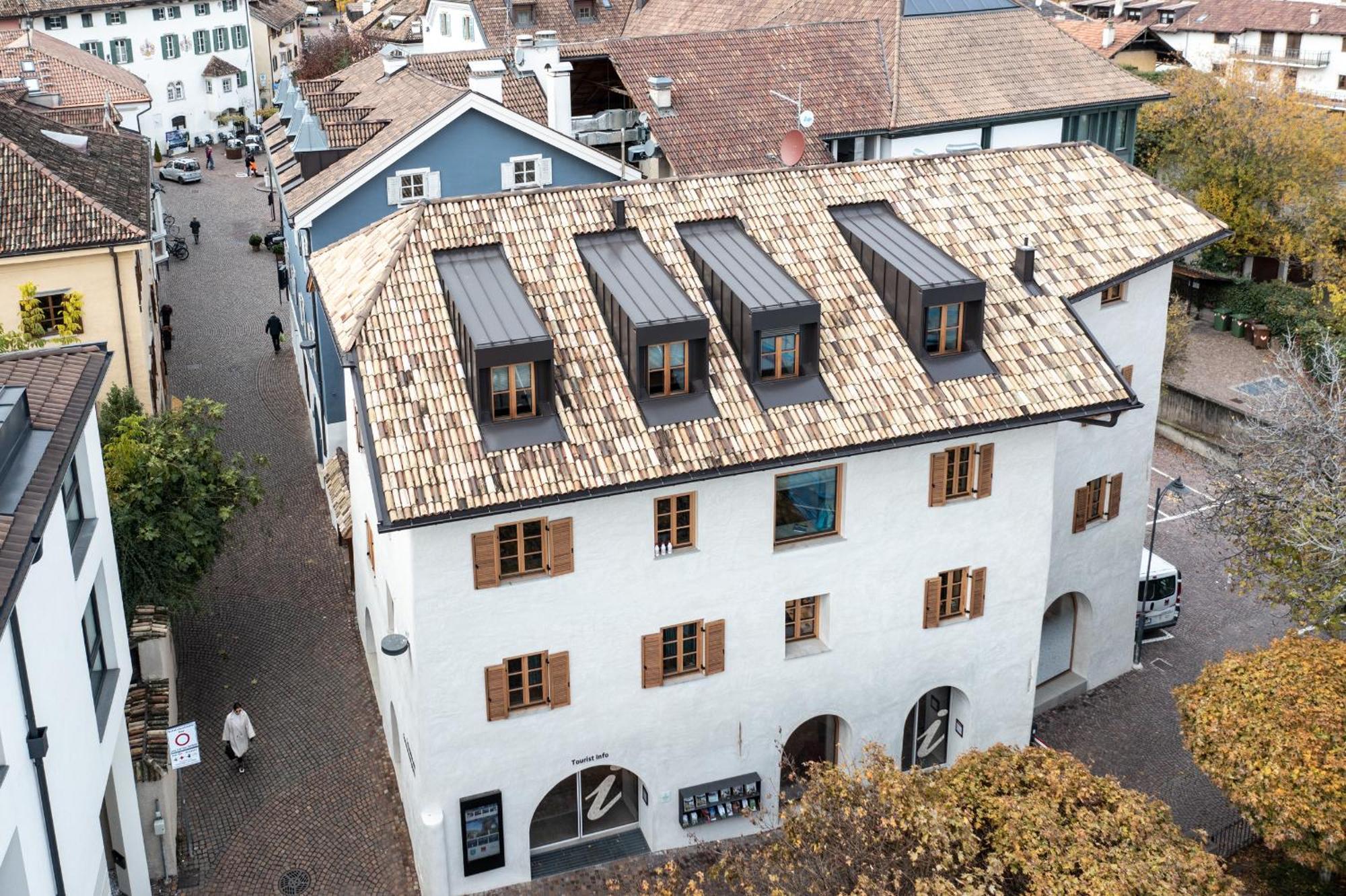 Schmitte Am Sonnenwirtsplatz Eppan In South Tyrol Apartment Appiano Sulla Strada Del Vino Luaran gambar