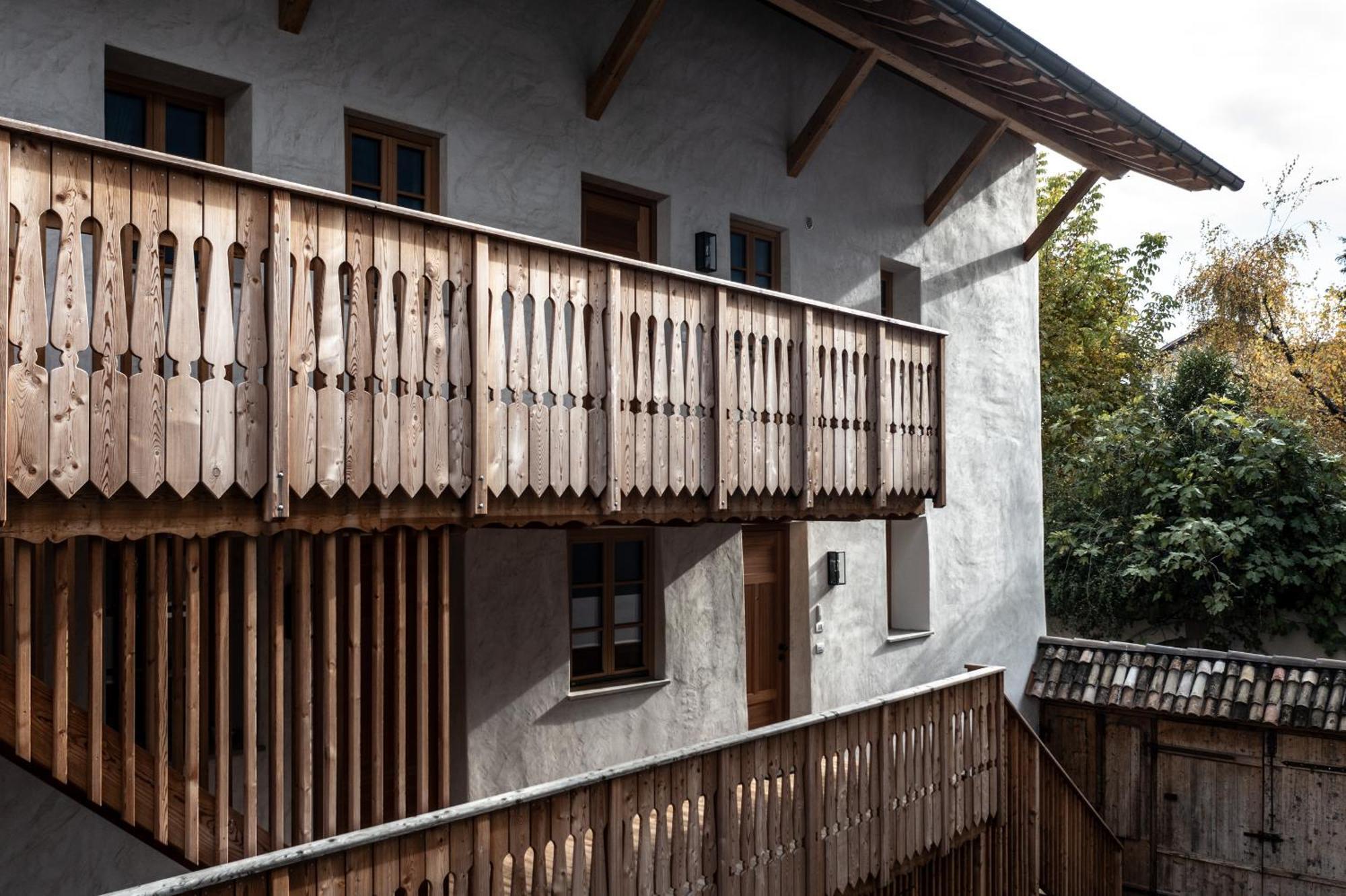 Schmitte Am Sonnenwirtsplatz Eppan In South Tyrol Apartment Appiano Sulla Strada Del Vino Luaran gambar