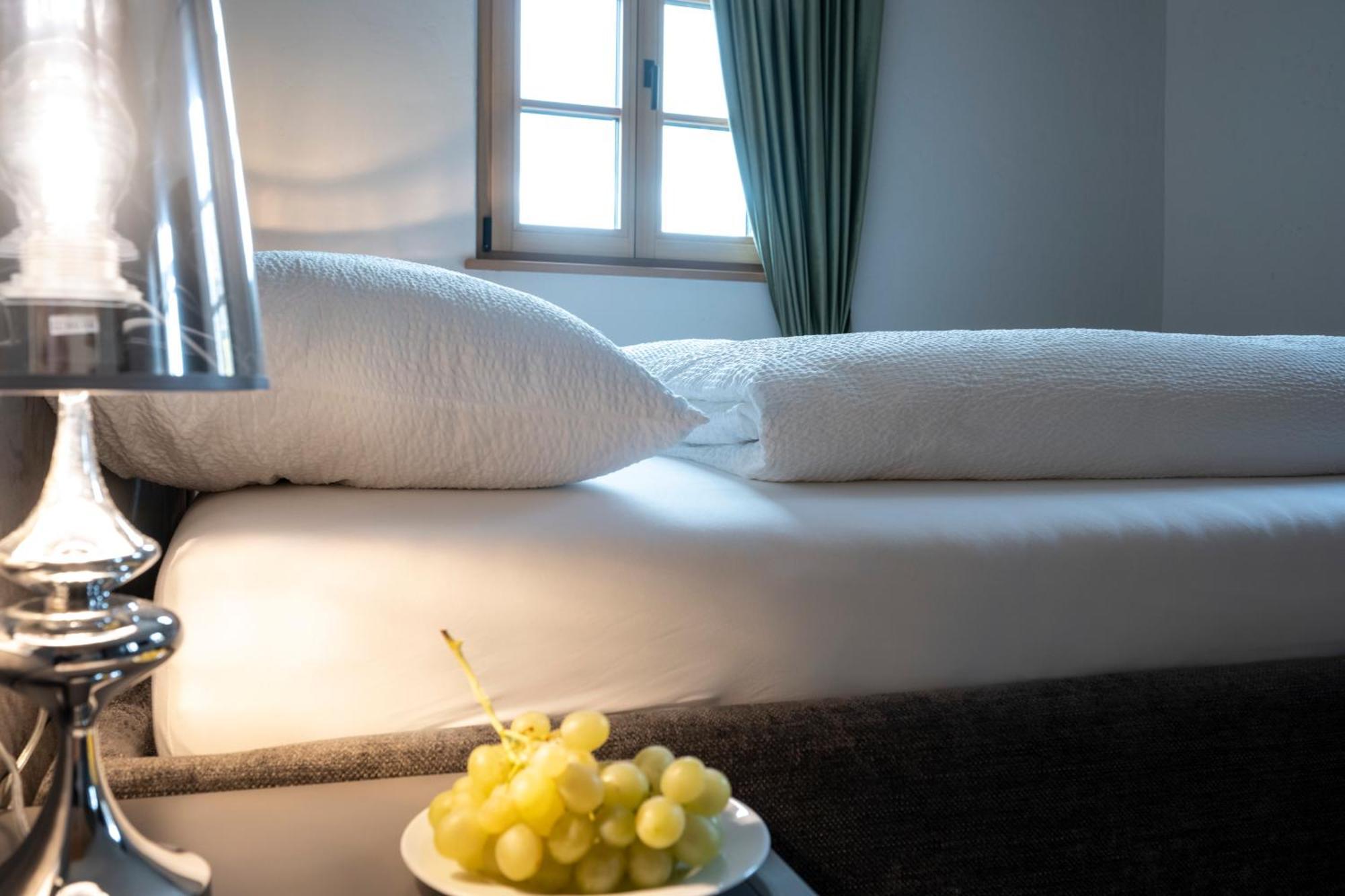 Schmitte Am Sonnenwirtsplatz Eppan In South Tyrol Apartment Appiano Sulla Strada Del Vino Luaran gambar